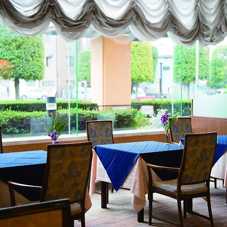 Hotel Crown Palais Kofu Екстер'єр фото