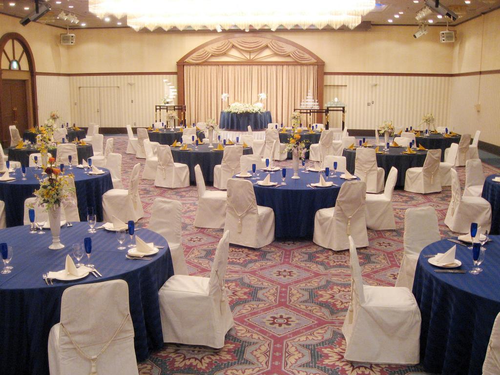 Hotel Crown Palais Kofu Екстер'єр фото