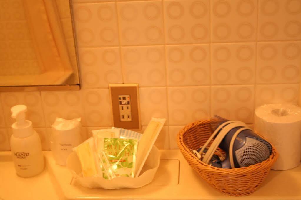 Hotel Crown Palais Kofu Екстер'єр фото