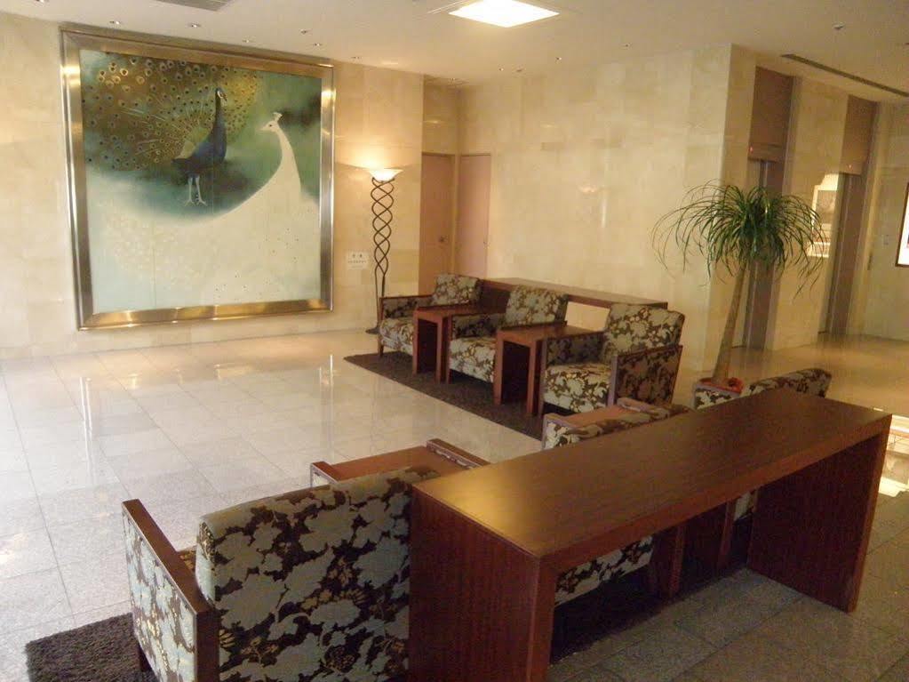 Hotel Crown Palais Kofu Екстер'єр фото
